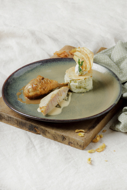 Poulet du Bourbonnais à la moutarde de Charroux et sauce Duchambay